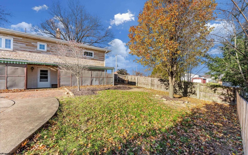 68 Morgantown Street, Fairchance, Pennsylvania 15436, 3 Bedrooms Bedrooms, 6 Rooms Rooms,2 BathroomsBathrooms,Single Family Detached,For Sale,Morgantown,10162562