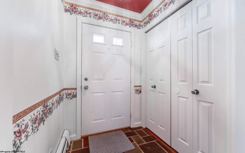 68 Morgantown Street, Fairchance, Pennsylvania 15436, 3 Bedrooms Bedrooms, 6 Rooms Rooms,2 BathroomsBathrooms,Single Family Detached,For Sale,Morgantown,10162562