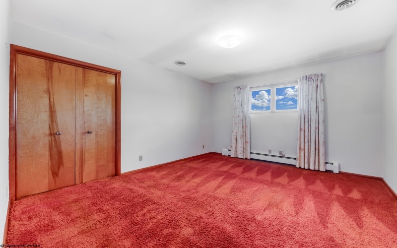 68 Morgantown Street, Fairchance, Pennsylvania 15436, 3 Bedrooms Bedrooms, 6 Rooms Rooms,2 BathroomsBathrooms,Single Family Detached,For Sale,Morgantown,10162562