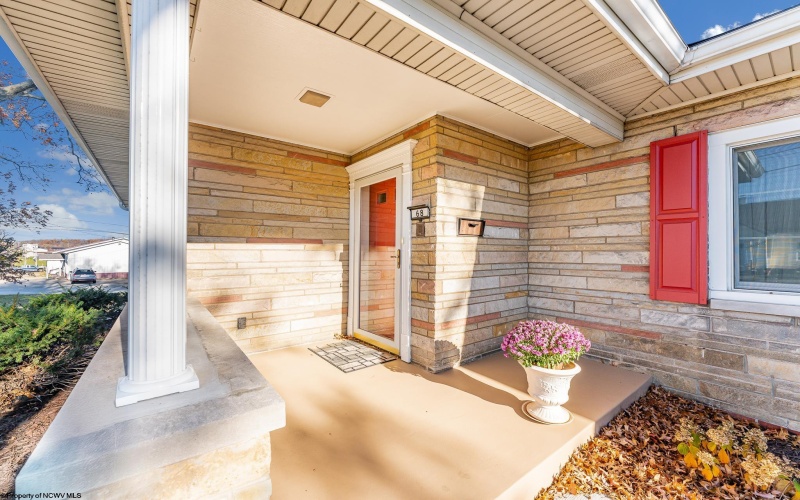 68 Morgantown Street, Fairchance, Pennsylvania 15436, 3 Bedrooms Bedrooms, 6 Rooms Rooms,2 BathroomsBathrooms,Single Family Detached,For Sale,Morgantown,10162562