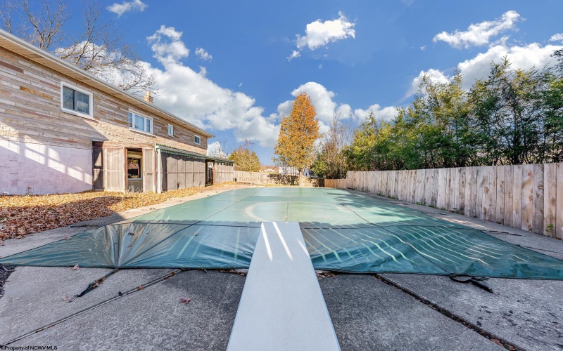 68 Morgantown Street, Fairchance, Pennsylvania 15436, 3 Bedrooms Bedrooms, 6 Rooms Rooms,2 BathroomsBathrooms,Single Family Detached,For Sale,Morgantown,10162562