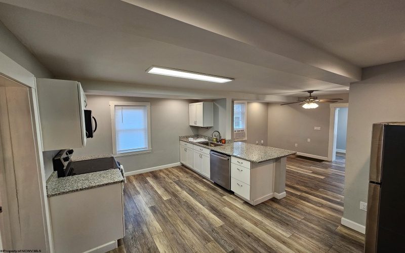 1308 Montrose Street, Morgantown, West Virginia 26505, 2 Bedrooms Bedrooms, 6 Rooms Rooms,1 BathroomBathrooms,Single Family Detached,For Sale,Montrose,10162569