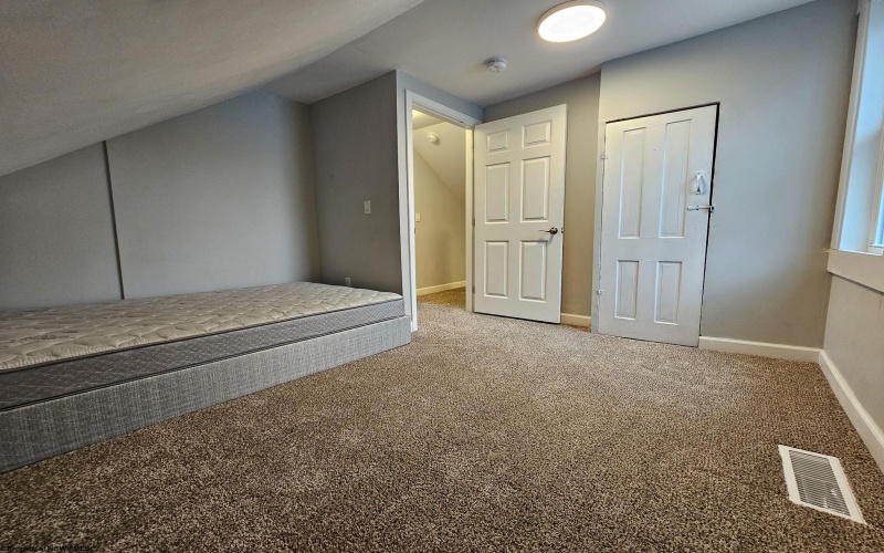 1308 Montrose Street, Morgantown, West Virginia 26505, 2 Bedrooms Bedrooms, 6 Rooms Rooms,1 BathroomBathrooms,Single Family Detached,For Sale,Montrose,10162569