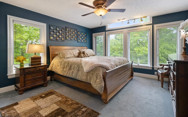 4759 Ridgetop Drive, Morgantown, West Virginia 26508, 5 Bedrooms Bedrooms, 13 Rooms Rooms,4 BathroomsBathrooms,Single Family Detached,For Sale,Ridgetop,10159336