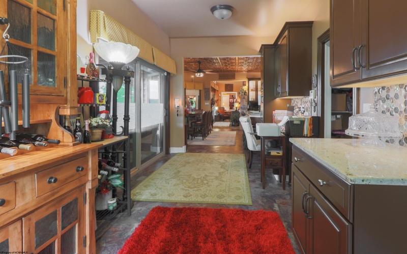 4759 Ridgetop Drive, Morgantown, West Virginia 26508, 5 Bedrooms Bedrooms, 13 Rooms Rooms,4 BathroomsBathrooms,Single Family Detached,For Sale,Ridgetop,10159336