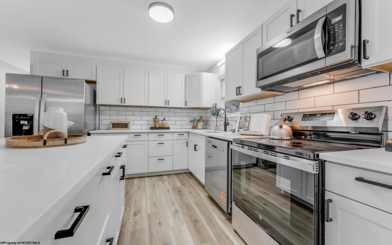 536 Cherokee Drive, Morgantown, West Virginia 26508, 4 Bedrooms Bedrooms, 8 Rooms Rooms,2 BathroomsBathrooms,Single Family Detached,For Sale,Cherokee,10162574