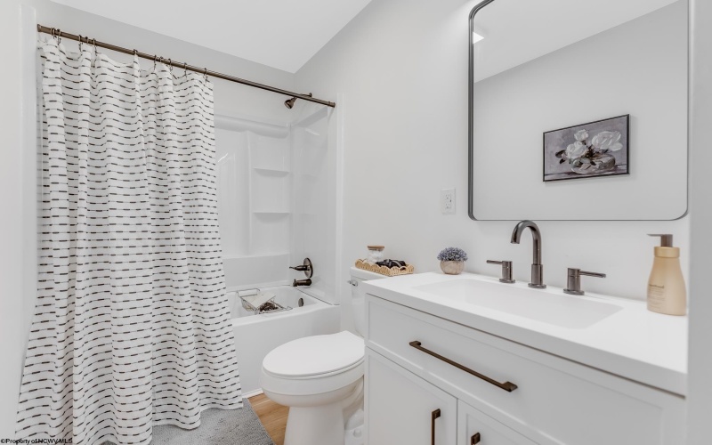 536 Cherokee Drive, Morgantown, West Virginia 26508, 4 Bedrooms Bedrooms, 8 Rooms Rooms,2 BathroomsBathrooms,Single Family Detached,For Sale,Cherokee,10162574