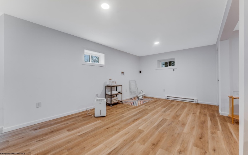 536 Cherokee Drive, Morgantown, West Virginia 26508, 4 Bedrooms Bedrooms, 8 Rooms Rooms,2 BathroomsBathrooms,Single Family Detached,For Sale,Cherokee,10162574