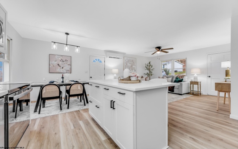 536 Cherokee Drive, Morgantown, West Virginia 26508, 4 Bedrooms Bedrooms, 8 Rooms Rooms,2 BathroomsBathrooms,Single Family Detached,For Sale,Cherokee,10162574