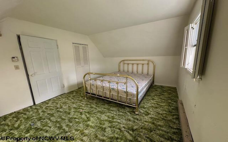 24 Crab Apple Lane, Valley Bend, West Virginia 26293, 3 Bedrooms Bedrooms, 6 Rooms Rooms,1 BathroomBathrooms,Single Family Detached,For Sale,Crab Apple,10162579