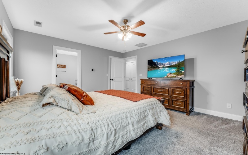 115 Canto Drive, Morgantown, West Virginia 26508, 3 Bedrooms Bedrooms, 6 Rooms Rooms,2 BathroomsBathrooms,Single Family Detached,For Sale,Canto,10162589