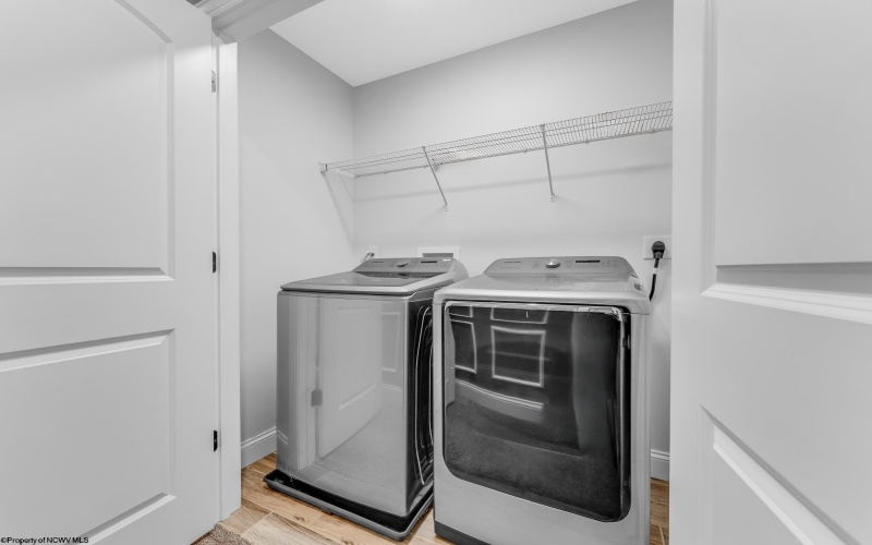 115 Canto Drive, Morgantown, West Virginia 26508, 3 Bedrooms Bedrooms, 6 Rooms Rooms,2 BathroomsBathrooms,Single Family Detached,For Sale,Canto,10162589