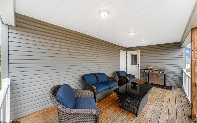 115 Canto Drive, Morgantown, West Virginia 26508, 3 Bedrooms Bedrooms, 6 Rooms Rooms,2 BathroomsBathrooms,Single Family Detached,For Sale,Canto,10162589