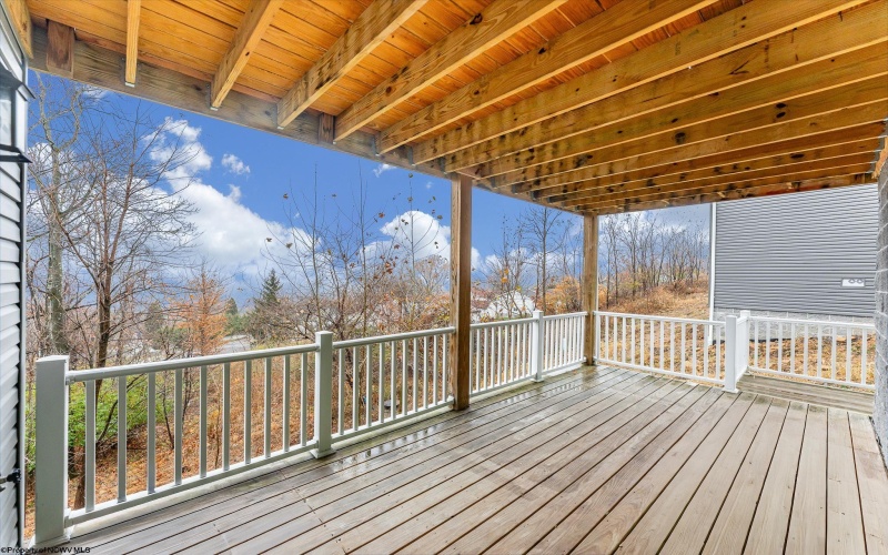 115 Canto Drive, Morgantown, West Virginia 26508, 3 Bedrooms Bedrooms, 6 Rooms Rooms,2 BathroomsBathrooms,Single Family Detached,For Sale,Canto,10162589