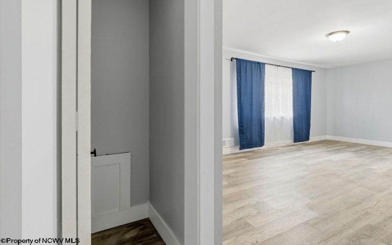 1520 Johnson Avenue, Bridgeport, West Virginia 26330, 3 Bedrooms Bedrooms, 6 Rooms Rooms,1 BathroomBathrooms,Single Family Detached,For Sale,Johnson,10162581