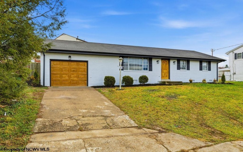 1520 Johnson Avenue, Bridgeport, West Virginia 26330, 3 Bedrooms Bedrooms, 6 Rooms Rooms,1 BathroomBathrooms,Single Family Detached,For Sale,Johnson,10162581