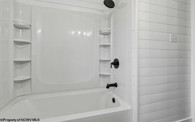 1520 Johnson Avenue, Bridgeport, West Virginia 26330, 3 Bedrooms Bedrooms, 6 Rooms Rooms,1 BathroomBathrooms,Single Family Detached,For Sale,Johnson,10162581