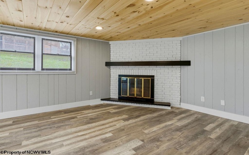 1520 Johnson Avenue, Bridgeport, West Virginia 26330, 3 Bedrooms Bedrooms, 6 Rooms Rooms,1 BathroomBathrooms,Single Family Detached,For Sale,Johnson,10162581