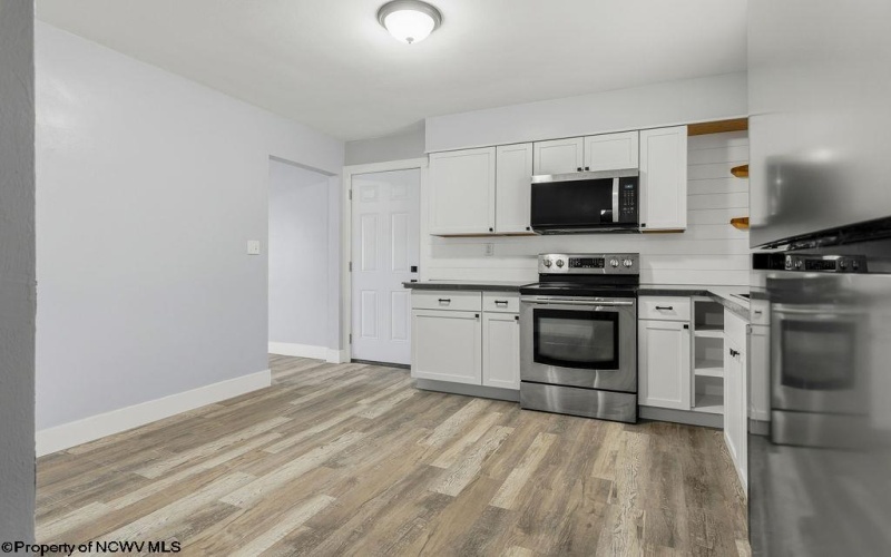 1520 Johnson Avenue, Bridgeport, West Virginia 26330, 3 Bedrooms Bedrooms, 6 Rooms Rooms,1 BathroomBathrooms,Single Family Detached,For Sale,Johnson,10162581