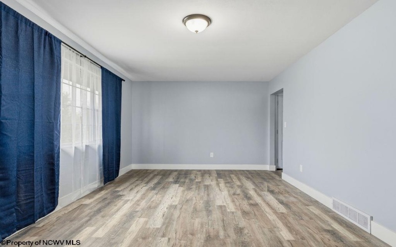 1520 Johnson Avenue, Bridgeport, West Virginia 26330, 3 Bedrooms Bedrooms, 6 Rooms Rooms,1 BathroomBathrooms,Single Family Detached,For Sale,Johnson,10162581