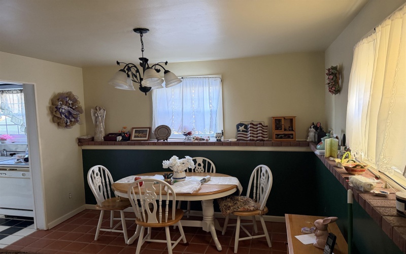 1145 Avalon Road, Fairmont, West Virginia 26554, 2 Bedrooms Bedrooms, 6 Rooms Rooms,1 BathroomBathrooms,Single Family Detached,For Sale,Avalon,10162592