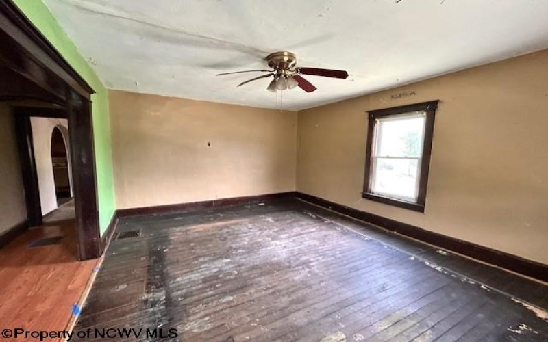 210 Excelsior Street, Newburg, West Virginia 26410, 3 Bedrooms Bedrooms, 7 Rooms Rooms,1 BathroomBathrooms,Single Family Detached,For Sale,Excelsior,10160991