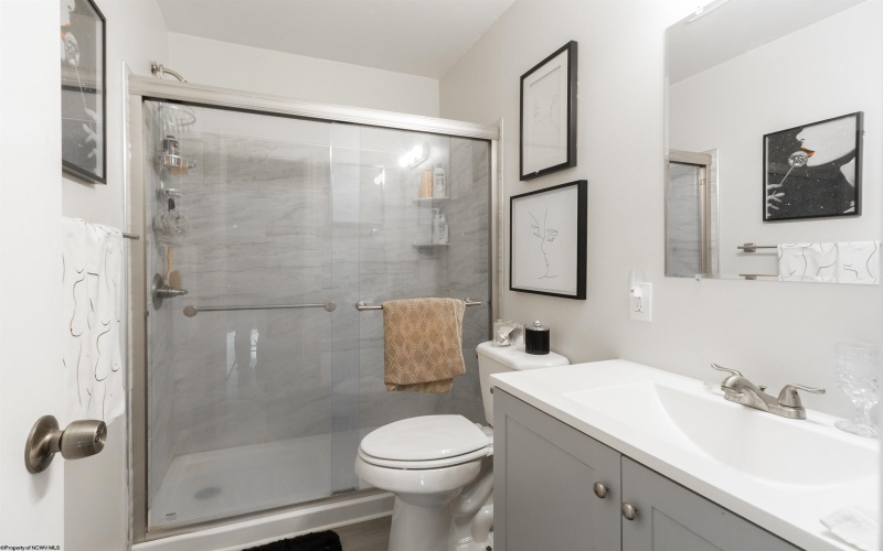 101-109 Shawn Avenue, Nutter Fort, West Virginia 26301, ,Multi-unit/income,For Sale,Shawn,10162595