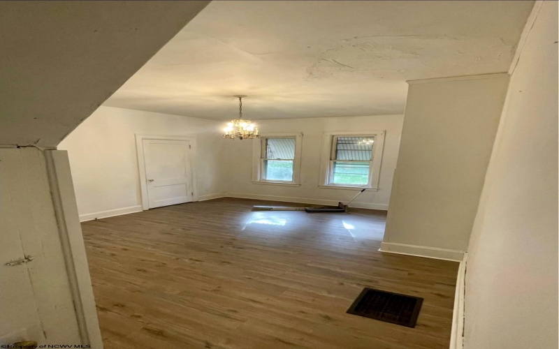 605 Walnut Avenue, Fairmont, West Virginia 26554, ,Multi-unit/income,For Sale,Walnut,10162602