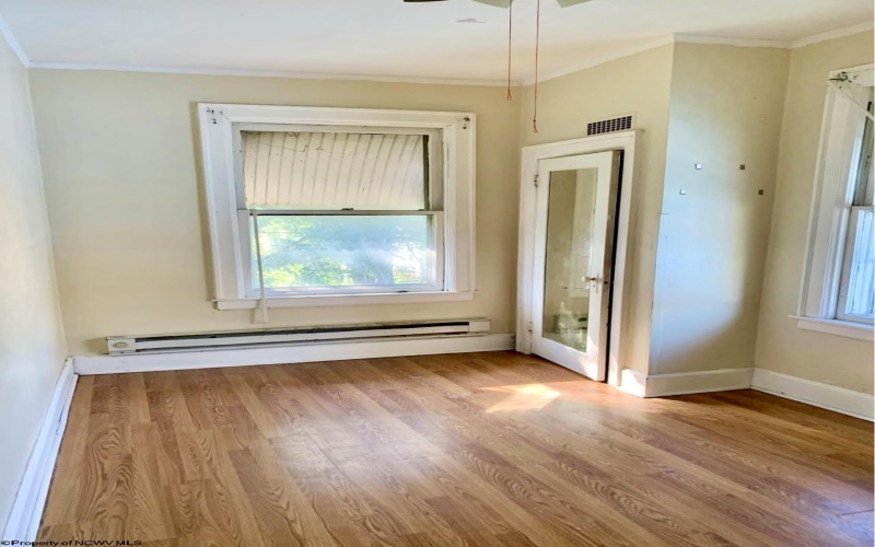 605 Walnut Avenue, Fairmont, West Virginia 26554, ,Multi-unit/income,For Sale,Walnut,10162602