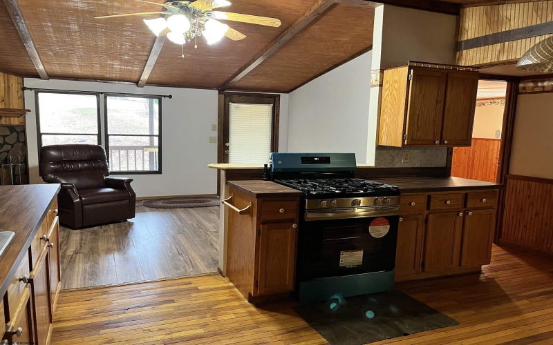 9179 Alexander Road, French Creek, West Virginia 26218, 3 Bedrooms Bedrooms, 6 Rooms Rooms,2 BathroomsBathrooms,Single Family Detached,For Sale,Alexander,10162607