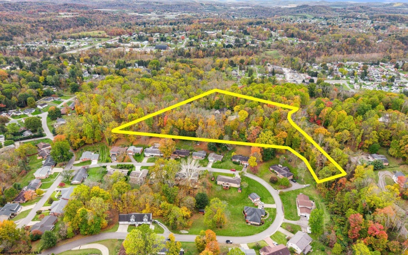 36 Hills Drive, Fairmont, West Virginia 26554, 5 Bedrooms Bedrooms, 15 Rooms Rooms,4 BathroomsBathrooms,Single Family Detached,For Sale,Hills,10162606