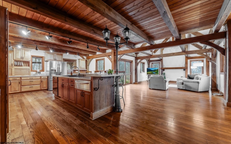 36 Hills Drive, Fairmont, West Virginia 26554, 5 Bedrooms Bedrooms, 15 Rooms Rooms,4 BathroomsBathrooms,Single Family Detached,For Sale,Hills,10162606