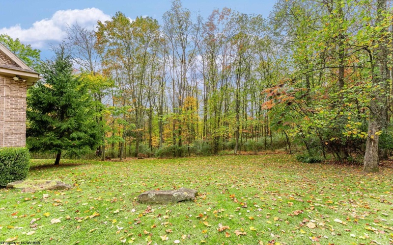 36 Hills Drive, Fairmont, West Virginia 26554, 5 Bedrooms Bedrooms, 15 Rooms Rooms,4 BathroomsBathrooms,Single Family Detached,For Sale,Hills,10162606