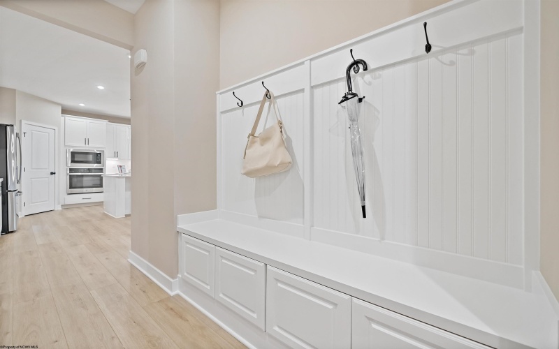 106 Betty Jane Drive, Morgantown, West Virginia 26508, 5 Bedrooms Bedrooms, 12 Rooms Rooms,5 BathroomsBathrooms,Single Family Detached,For Sale,Betty Jane,10162604