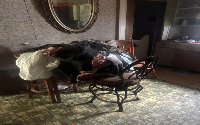 112 Lost Lane, Camden on Gauley, West Virginia 26208, 4 Bedrooms Bedrooms, 9 Rooms Rooms,1 BathroomBathrooms,Single Family Detached,For Sale,Lost,10162598