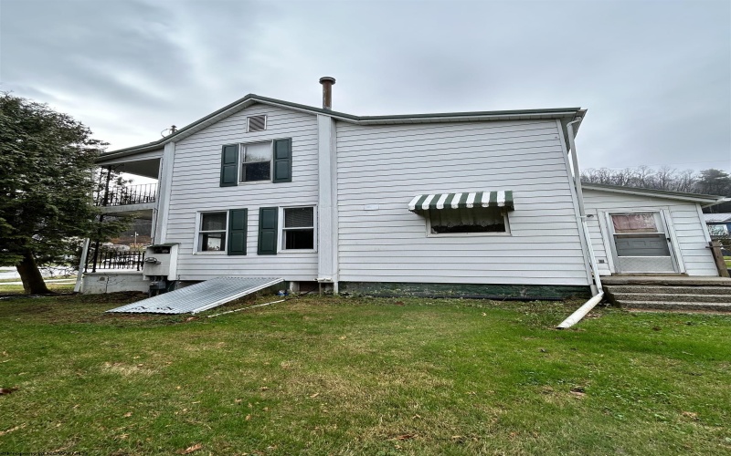 201 Third Street, Parsons, West Virginia 26287, 3 Bedrooms Bedrooms, 9 Rooms Rooms,1 BathroomBathrooms,Single Family Detached,For Sale,Third,10162608