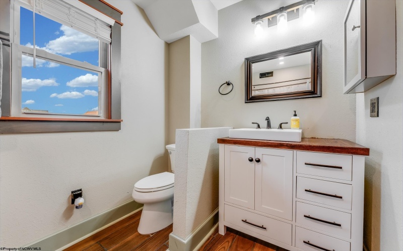 386 Kent Avenue, Davis, West Virginia 26260, 5 Bedrooms Bedrooms, 11 Rooms Rooms,2 BathroomsBathrooms,Single Family Detached,For Sale,Kent,10162610 386 Kent Avenue, Davis, West Virginia 26260, 5 Bedrooms Bedrooms, 11 Rooms Rooms,2 BathroomsBathrooms,Single Family Detached,For Sale,Kent,10162610