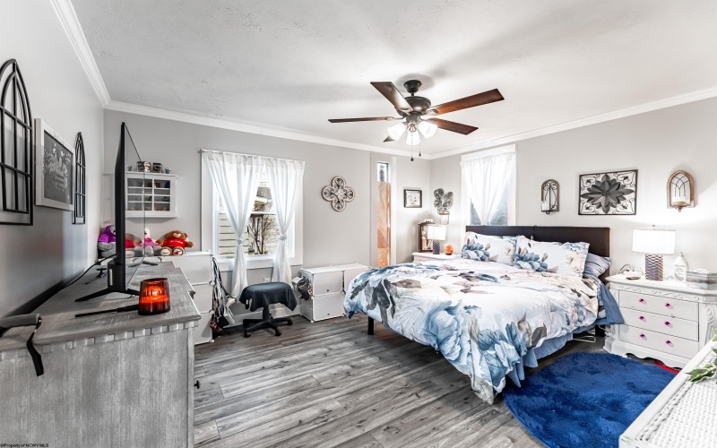 212 Carpenter Street, Clarksburg, West Virginia 26301, 3 Bedrooms Bedrooms, 7 Rooms Rooms,2 BathroomsBathrooms,Single Family Detached,For Sale,Carpenter,10162622