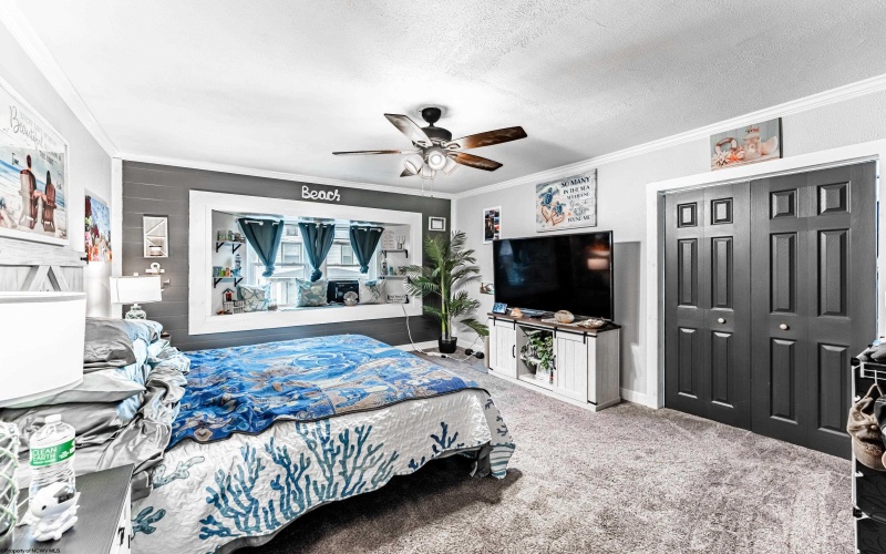 212 Carpenter Street, Clarksburg, West Virginia 26301, 3 Bedrooms Bedrooms, 7 Rooms Rooms,2 BathroomsBathrooms,Single Family Detached,For Sale,Carpenter,10162622