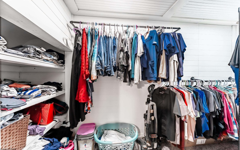 212 Carpenter Street, Clarksburg, West Virginia 26301, 3 Bedrooms Bedrooms, 7 Rooms Rooms,2 BathroomsBathrooms,Single Family Detached,For Sale,Carpenter,10162622