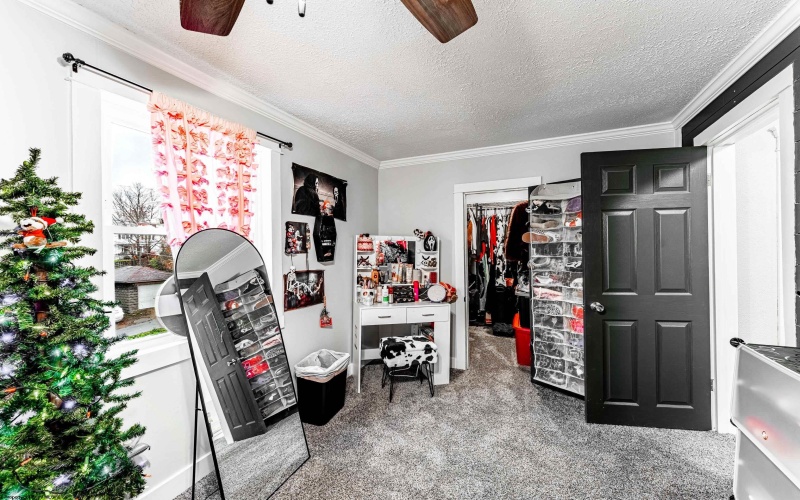 212 Carpenter Street, Clarksburg, West Virginia 26301, 3 Bedrooms Bedrooms, 7 Rooms Rooms,2 BathroomsBathrooms,Single Family Detached,For Sale,Carpenter,10162622