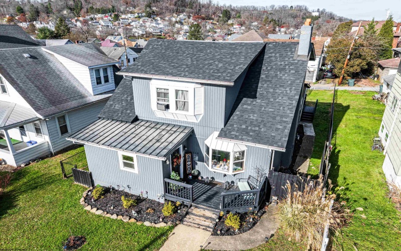 212 Carpenter Street, Clarksburg, West Virginia 26301, 3 Bedrooms Bedrooms, 7 Rooms Rooms,2 BathroomsBathrooms,Single Family Detached,For Sale,Carpenter,10162622