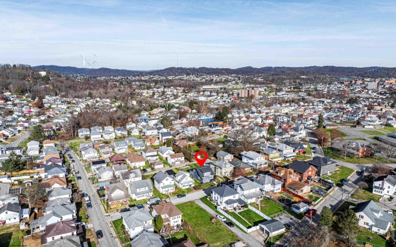 212 Carpenter Street, Clarksburg, West Virginia 26301, 3 Bedrooms Bedrooms, 7 Rooms Rooms,2 BathroomsBathrooms,Single Family Detached,For Sale,Carpenter,10162622