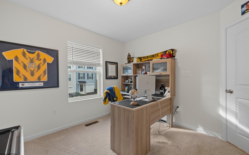 724 Mulligan Court, Maidsville, West Virginia 26541, 3 Bedrooms Bedrooms, 5 Rooms Rooms,2 BathroomsBathrooms,Single Family Attached,For Sale,Mulligan,10161174