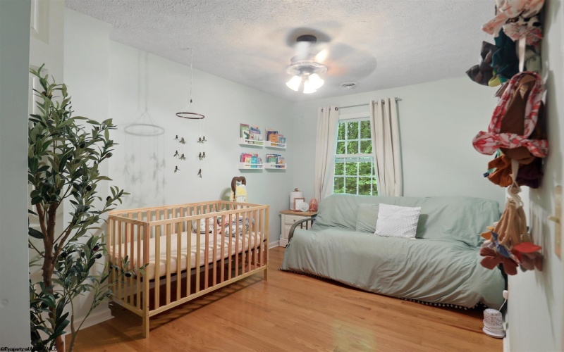 101 Stilwell Drive, Morgantown, West Virginia 26505, 3 Bedrooms Bedrooms, 6 Rooms Rooms,3 BathroomsBathrooms,Residential Rentals,For Rent,Stilwell,10162623