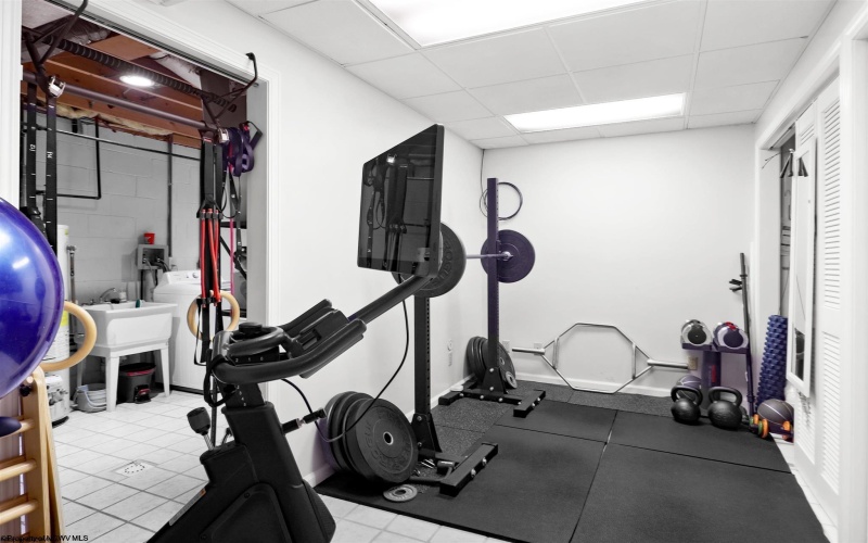 101 Stilwell Drive, Morgantown, West Virginia 26505, 3 Bedrooms Bedrooms, 6 Rooms Rooms,3 BathroomsBathrooms,Residential Rentals,For Rent,Stilwell,10162623