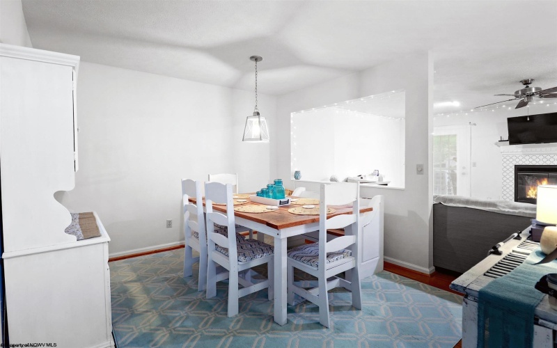 101 Stilwell Drive, Morgantown, West Virginia 26505, 3 Bedrooms Bedrooms, 6 Rooms Rooms,3 BathroomsBathrooms,Residential Rentals,For Rent,Stilwell,10162623