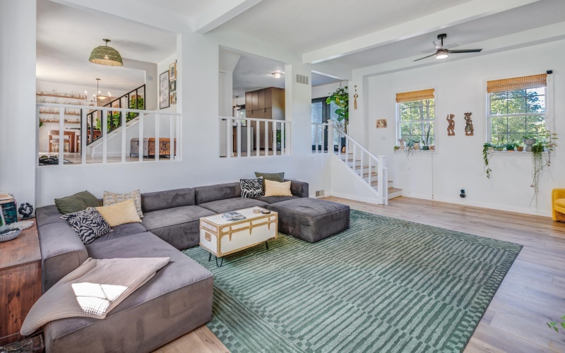 56 Morgans Run Road, Morgantown, West Virginia 26508, 3 Bedrooms Bedrooms, 10 Rooms Rooms,3 BathroomsBathrooms,Single Family Detached,For Sale,Morgans Run,10162620