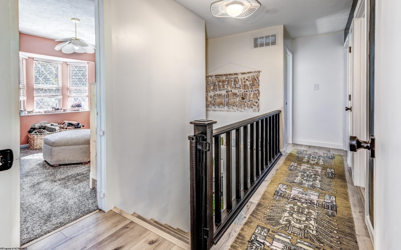 56 Morgans Run Road, Morgantown, West Virginia 26508, 3 Bedrooms Bedrooms, 10 Rooms Rooms,3 BathroomsBathrooms,Single Family Detached,For Sale,Morgans Run,10162620