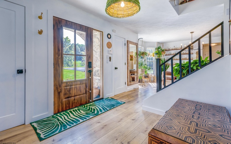 56 Morgans Run Road, Morgantown, West Virginia 26508, 3 Bedrooms Bedrooms, 10 Rooms Rooms,3 BathroomsBathrooms,Single Family Detached,For Sale,Morgans Run,10162620